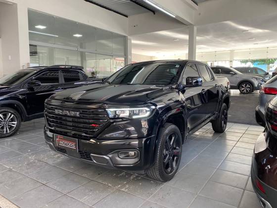 RAM RAMPAGE 2.0 HURRICANE 4 TURBO GASOLINA R/T 4X4 AUTOMÁTICO